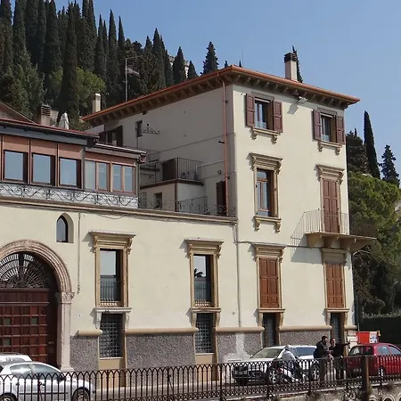 Apartment Theater Luxury Verona